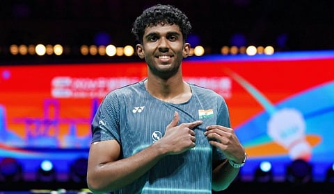 ஆசிய பாட்மிண்டனில் ஆயுஷ் ஷெட்டிக்கு வெள்ளி