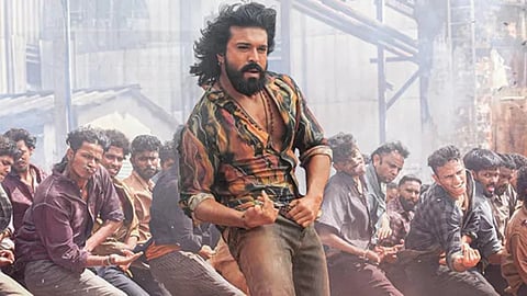 வரலாற்று பின்னணி சாகசக் கதையில் ராம் சரண்