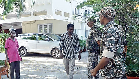 அமைச்சர் சேகர்பாபு மகன்கள் தொடர்புடைய நிறுவனம் உள்பட 5 இடங்களில் வருமான வரி சோதனை