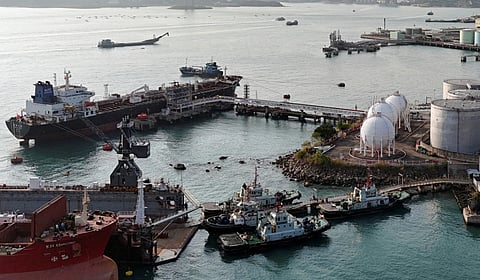 சீனாவின் ரிச்ஸ்டாரி எரிவாயு கப்பல்