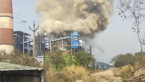 சத்தீஸ்கரில் பாய்லர் வெடித்து 10 பேர் உயிரிழப்பு: 40-க்கும் மேற்பட்டோர் படுகாயம்