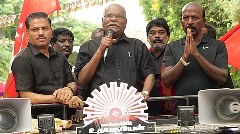 தென் மாநிலங்களுக்கு துரோகம் இழைக்கும் அதிமுக: கே.பாலகிருஷ்ணன் விமர்சனம்