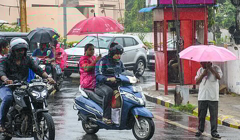 தமிழகத்தில் ஏப்.24 வரை லேசான மழைக்கு வாய்ப்பு