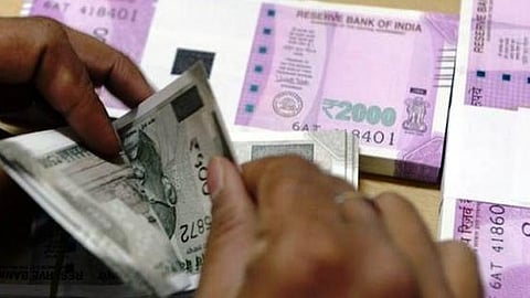 மத்திய அரசு ஊழியர்களுக்கு 2% அகவிலைப்படி உயர்வு: அமைச்சரவை ஒப்புதல்