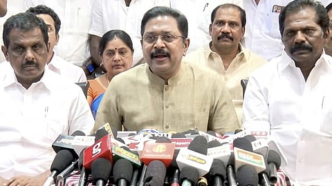 பழநியில் செய்தியாளர்களிடம் பேசிய டிடிவி தினகரன் 