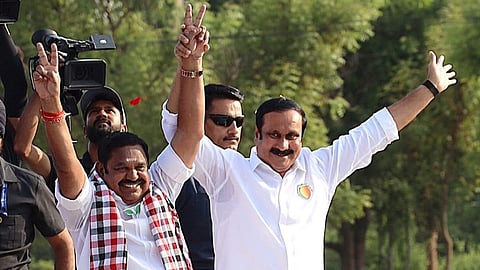 “பாமகவை உடைக்க திமுக எடுத்த முயற்சியை அன்புமணி தவிடு பொடியாக்கினார்” - பழனிசாமி பிரச்சாரம்