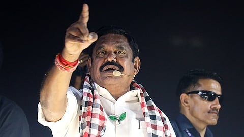 “மீண்டும் மனிதனாக பிறந்தால், உங்கள் குடும்பத்தில் ஒருவனாக பிறக்க வேண்டும்...” - எடப்பாடியில் கலங்கிய பழனிசாமி