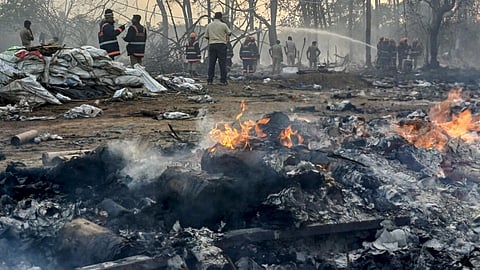 திருச்சூர் பட்டாசு ஆலையில் வெடி விபத்து - 13 பேர் உயிரிழப்பு