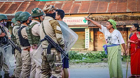 மணிப்பூரில் அமைதி திரும்பட்டும்!