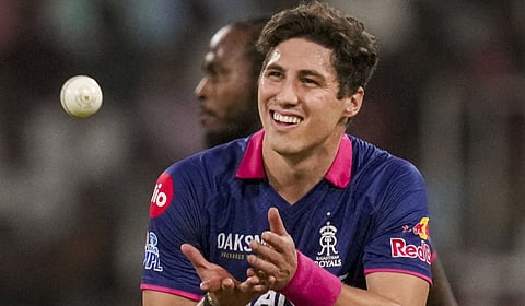 நந்த்ரே பர்கருக்கு அபராதம் விதிப்பு