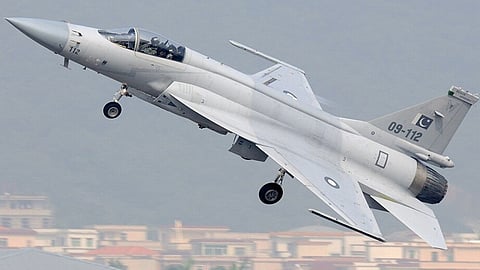 இந்திய வான்வெளியில் பறப்பதற்கு பாகிஸ்தான் விமானங்களுக்கு மே 24 வரை தடை நீட்டிப்பு