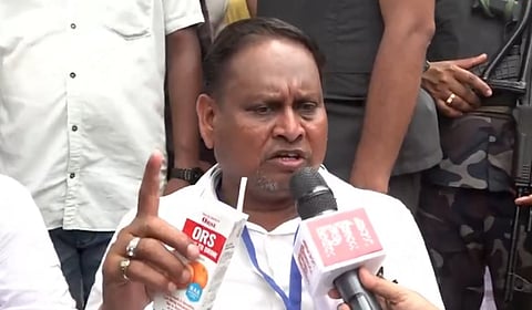 வேட்பாளர்களை விலைக்கு வாங்கிவிட்டார் மம்தா: ஹுமாயூன் கபீர் குற்றச்சாட்டு