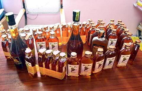 ‘புதுச்சேரியில் இருந்து தமிழகத்துக்குள் 90 மிலி மதுபானம் எடுத்து வந்தாலும் குற்றம்தான்’