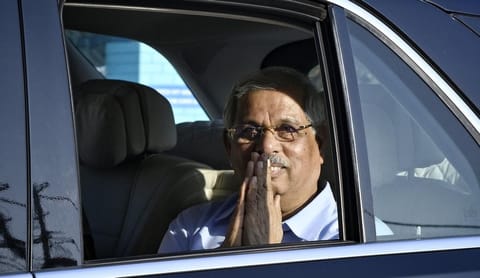 தமிழக ஆளுநர் நாளை ஊட்டி வருகை