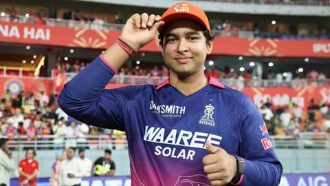 ராஜஸ்தான் ராயல்ஸ் வீரர் வைபவ் சூர்யவன்ஷி