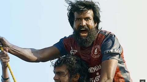 A still from ‘Mandaadi’