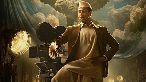 Siddhant Chaturvedi as V. Shantaram
