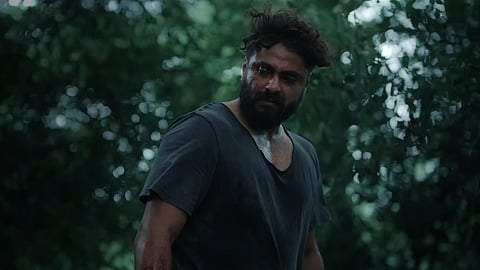 Antony-Varghese-Pepe-in-Kattalan-teaser