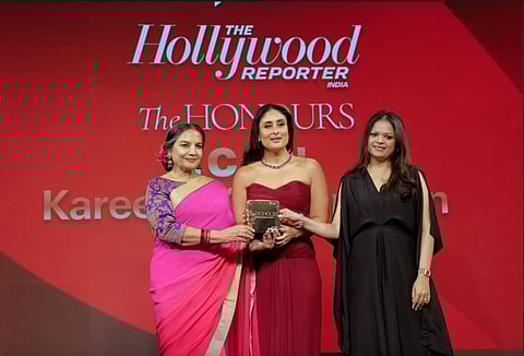Shabana Azmi and Avarna Jain present the THR Honours Icon award to Kareena Kapoor Khan