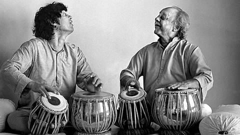 Zakir Hussain with his father Ustad Alla Rakha Qureshi. (1989)