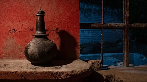 Rooh, Attar, Jal, Choya: A Brief History Of Traditional Indian Perfumes