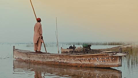 Once supported by the lake’s clean waters and abundant fish, the Mohanas now face threats from pollution, mismanaged water, and climate change.