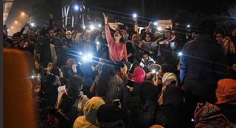 CAA And Its Repurcussions :Students Break Down In Protest Against Police Atrocities in Jamia