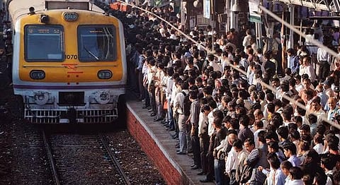 Coronavirus in India: Mumbai Local Shut Down For Public From March 22