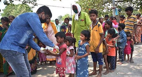 COVID-19:Organisations & Community Kitchens Around India Helping The Underprivileged During Lockdown