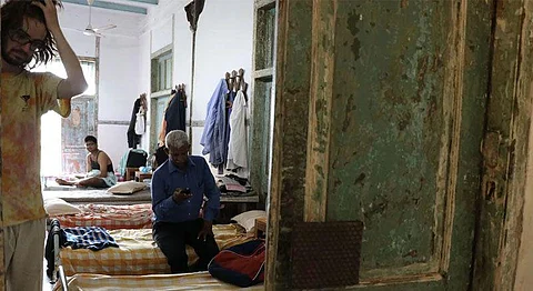In The Heart Of Crawford Market Lies An Iconic 71-Year-Old Lodge For Travellers