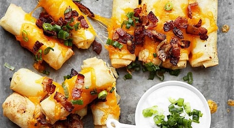 Mumbai's 27 Best Crispy-Fried Foods, Perfect For Rainy Weather. Indulge!