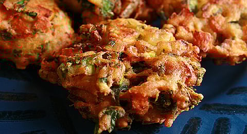 Crispy. Fried. Delicious. Mumbai's 28 Best Monsoon Eats For Different Kinds Of Budgets.
