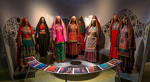 Showcasing 10 Communities & Their Art, Shrujan Trust Pays Tribute To Kutchi Embroideries