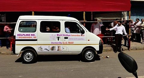 NGO Starts Free Ambulance Service For Animals In Navi Mumbai 