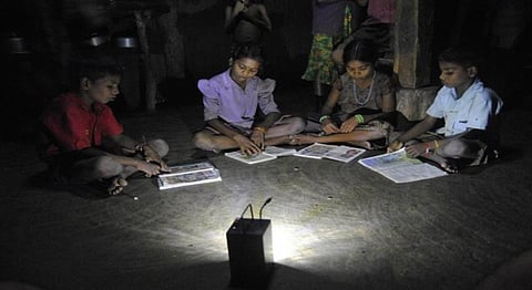 Alternative Energy Firm Gifts Light To Children In An Andheri Slum