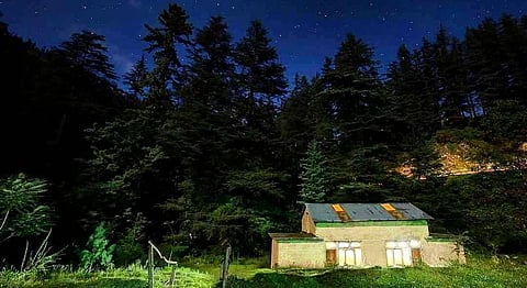 This Creative Space In Himachal Is Hosting A Writer’s Retreat!