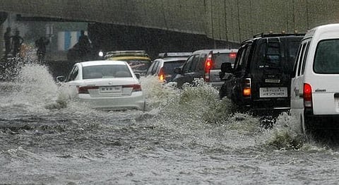 Things To Know Before Getting In A Car During The Mumbai Floods