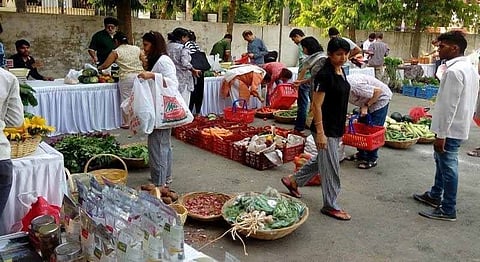 Switch To Organic Food With These 5 Farmers’ Markets In Delhi