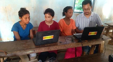 One Man & His Mobile Van Is Providing India’s Rural Youth With IT Training