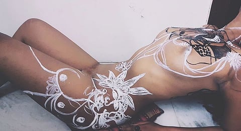 A Delhi-Based Artist Is Using Naked Bodies As A Canvas To Tell People’s Stories