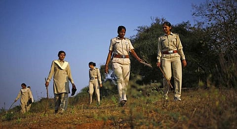 The Ferocious All-Women Rescue Team Protecting Lions In Gujarat