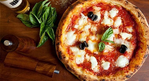 4 Authentic Italian Pizza Parlours In Delhi To Satisfy All Your Cravings