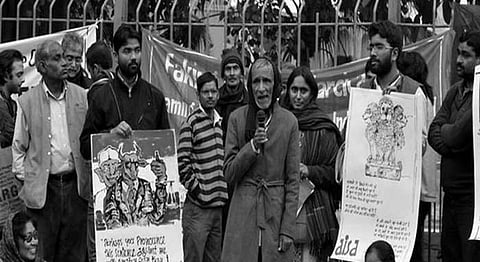 The Void Left By JNU's Rebel Poet Ramashankar 'Vidrohi' Yadav