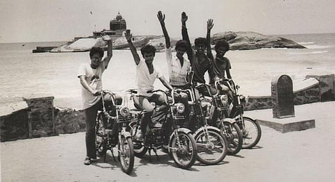 These 5 Indians’ Moped Aventures From 1982 Inspire Us Even Today