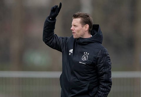 Rangers coach Dave Vos criticised for nature of Ajax departure
