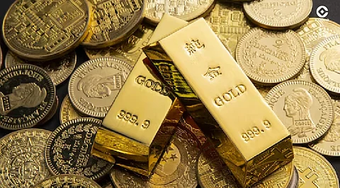 Gold, Oil, and Uncertainty: Commodities as a Hedge in a Volatile World