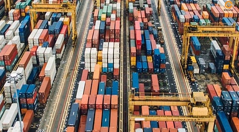 US Tariffs Slash India’s Exports by 37.5%, Smartphones and Gems Hit Hard