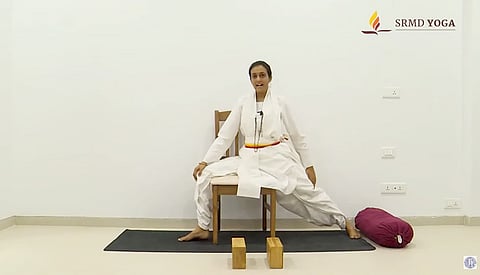 Lunchtime Yoga to get back into the rhythm