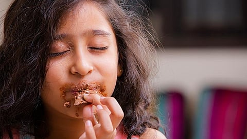 Decoding the feel-good of chocolate melting in mouth