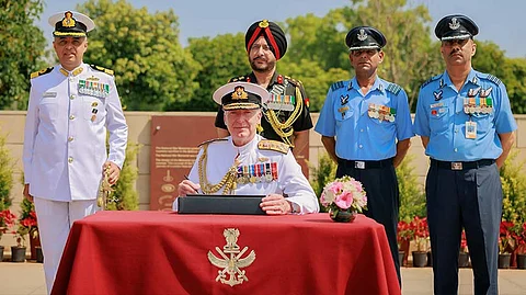 We share same democratic instincts, values: UK Chief of Defence Staff in India